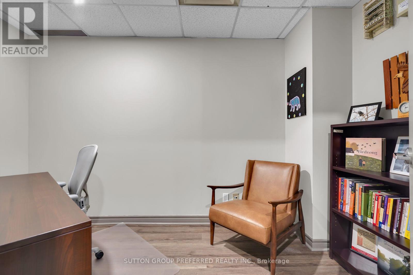 118-119 - 379 Dundas Street, London East, Ontario  N6B 1V5 - Photo 9 - X12685924