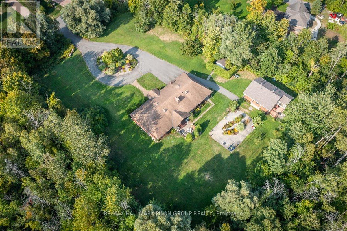 1717 Lakeshore Drive, Ottawa, Ontario  K4P 1H1 - Photo 4 - X12685848