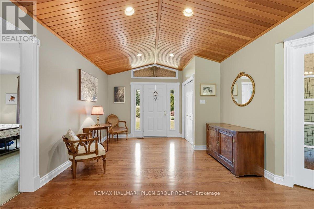 1717 Lakeshore Drive, Ottawa, Ontario  K4P 1H1 - Photo 6 - X12685848