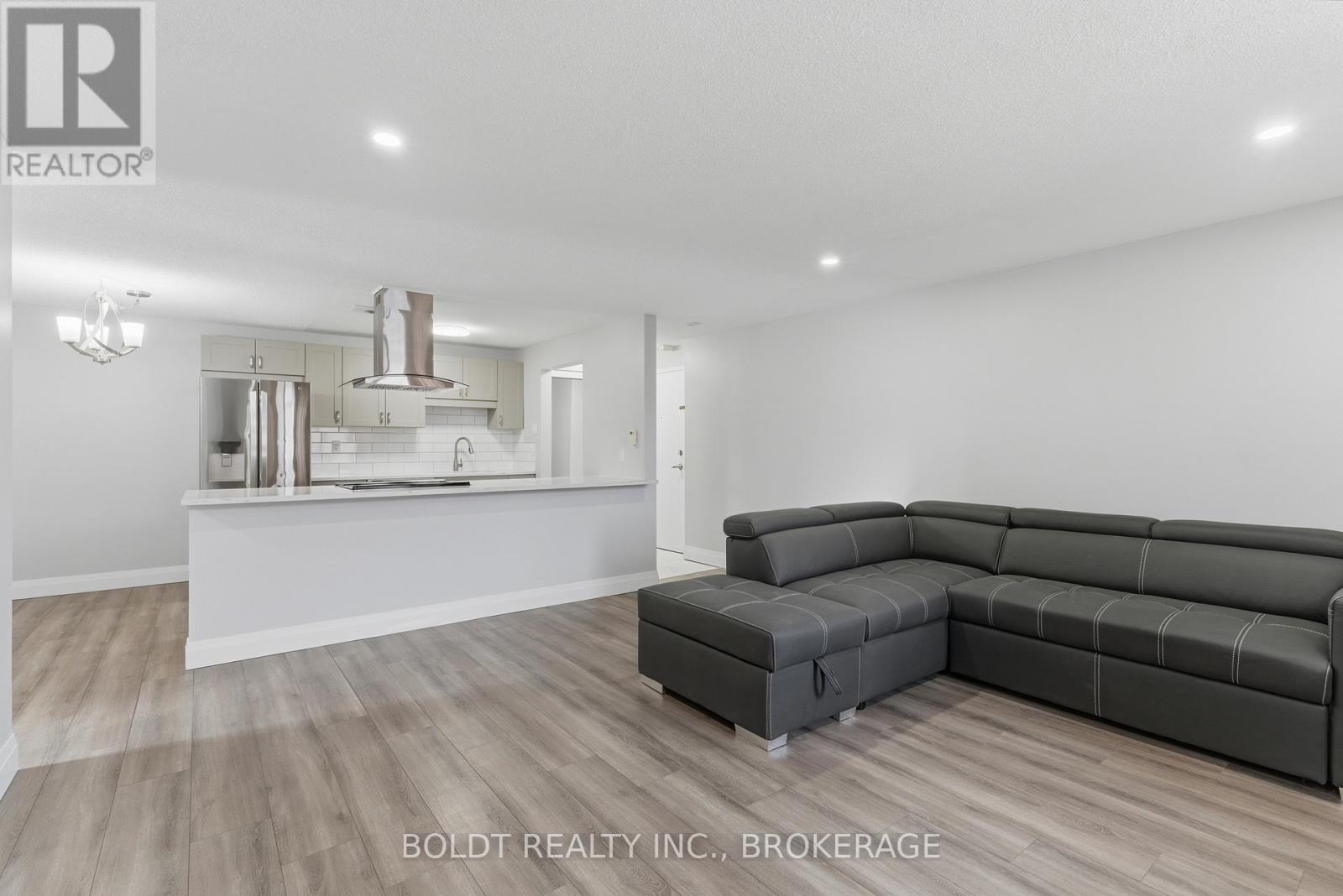 107 - 264 Grantham Avenue, St. Catharines (Carlton/bunting), Ontario  L2P 3H1 - Photo 9 - X12685904