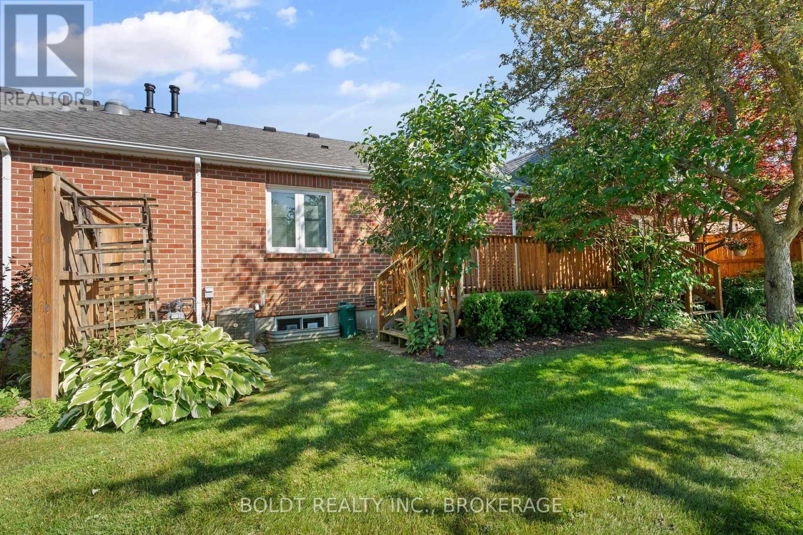 29 - 443 Nassau Street, Niagara-On-The-Lake, Ontario  L0S 1J0 - Photo 20 - X12685932