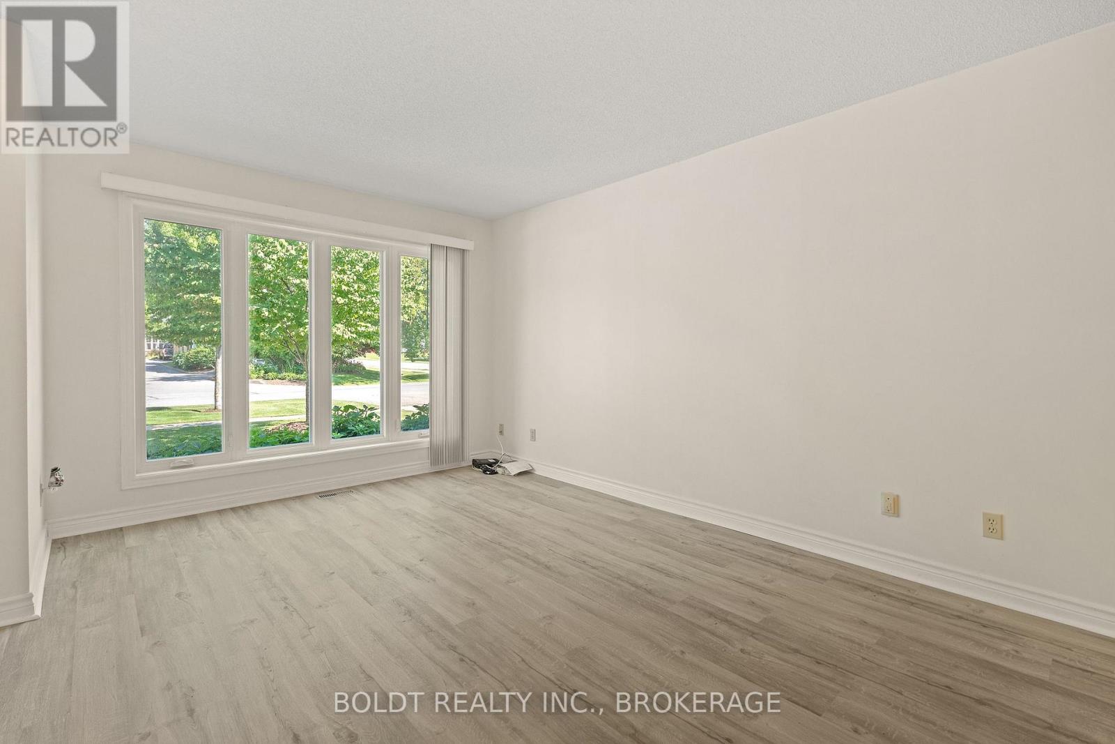 29 - 443 Nassau Street, Niagara-On-The-Lake, Ontario  L0S 1J0 - Photo 8 - X12685932