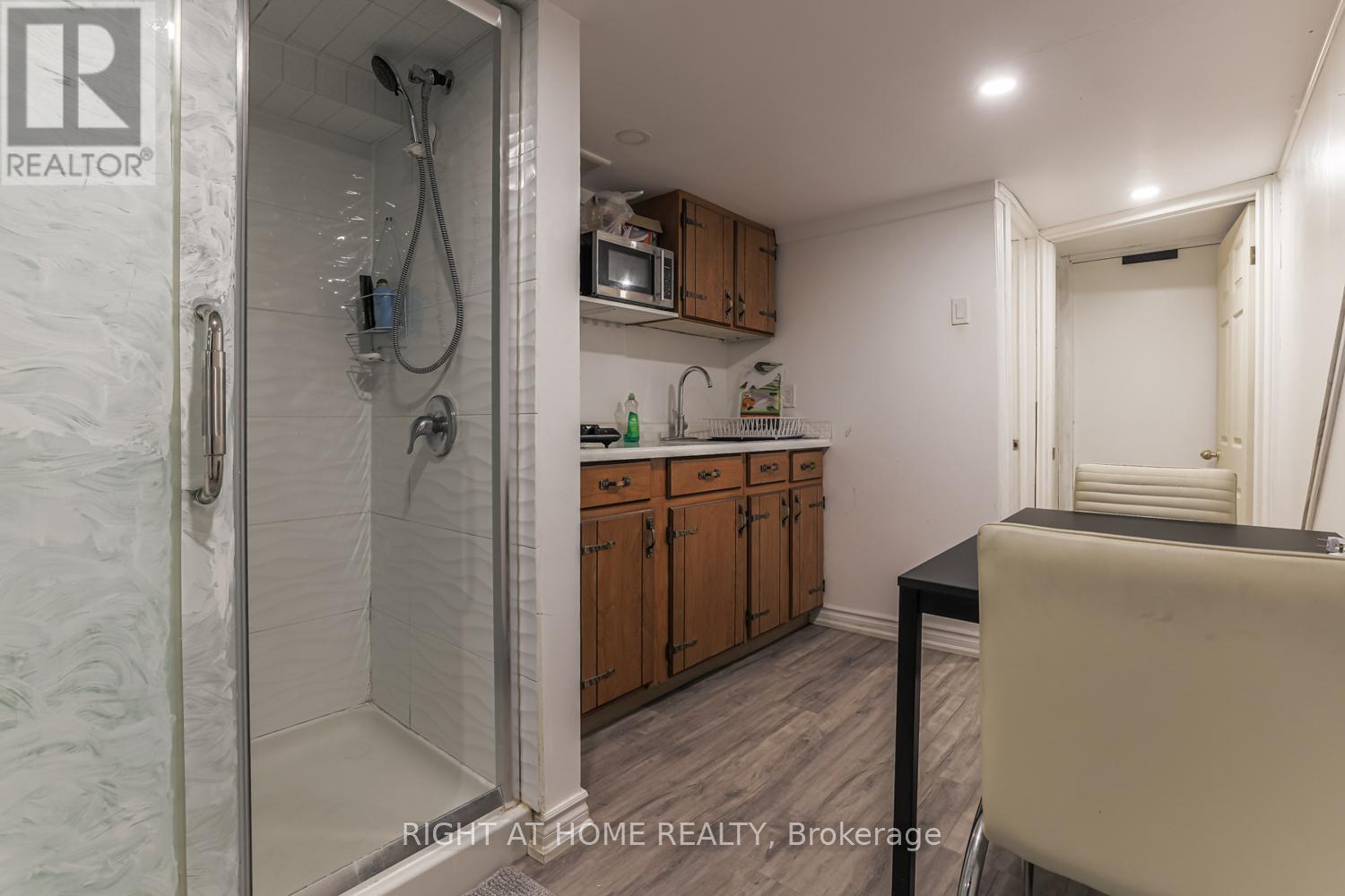 144 Wedgewood Drive, Toronto, Ontario  M2M 2H7 - Photo 33 - C12143089