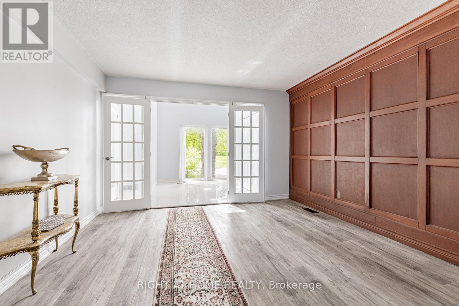 144 Wedgewood Drive, Toronto, Ontario  M2M 2H7 - Photo 8 - C12143089