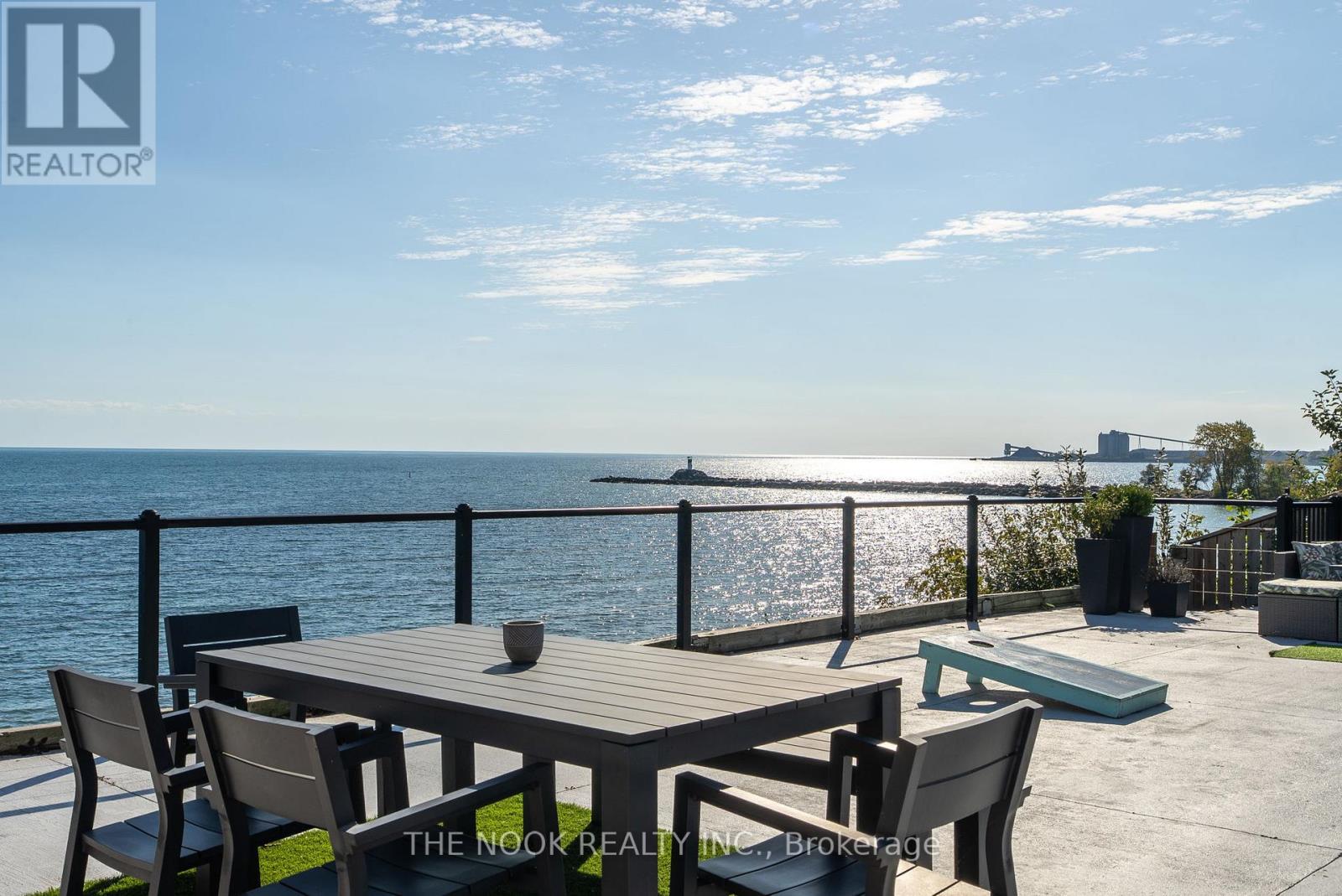 74 East Beach Road, Clarington, Ontario  L1C 3K3 - Photo 13 - E12685834