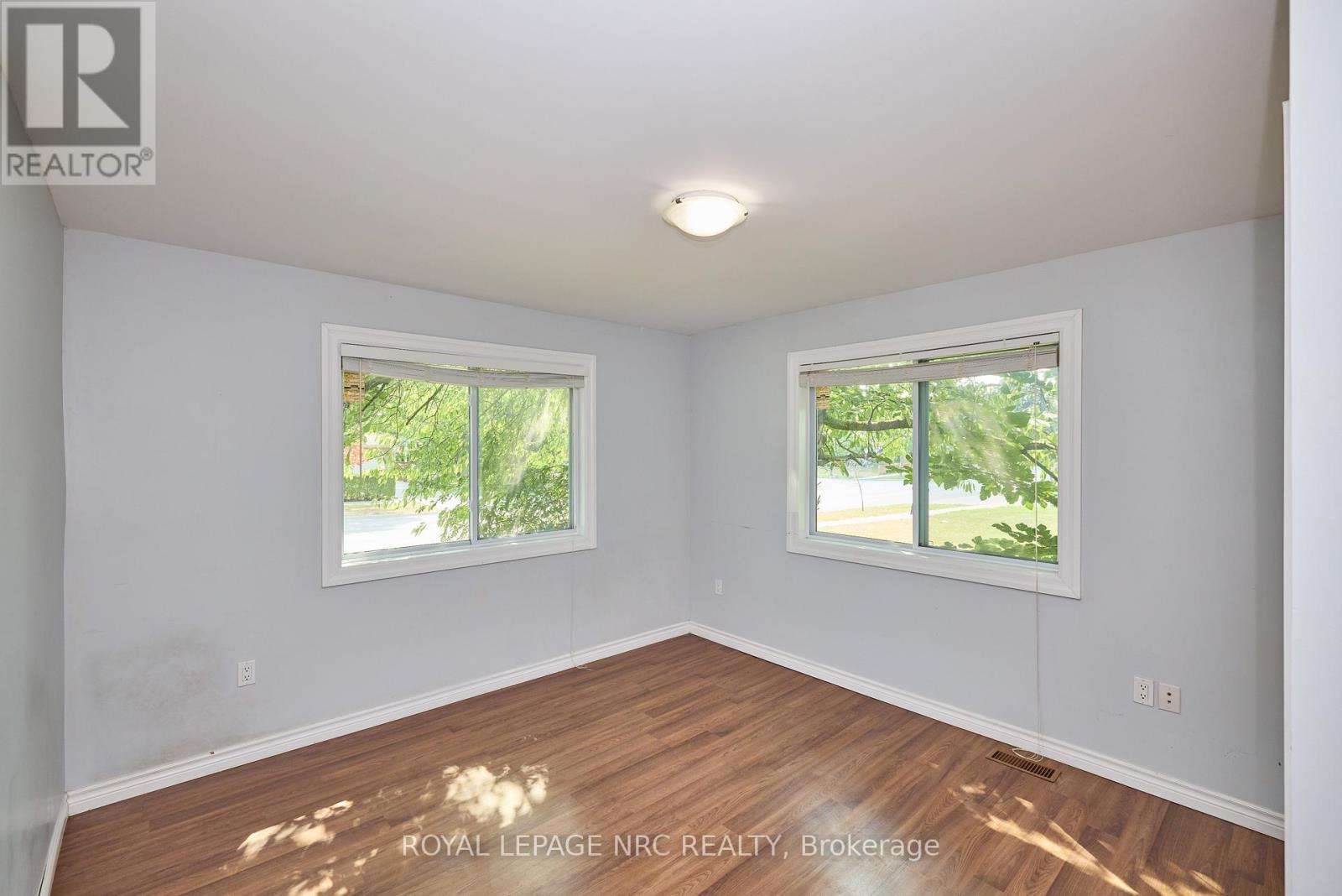 557 Geneva Street, St. Catharines, Ontario  L2N 2J1 - Photo 27 - X12547068