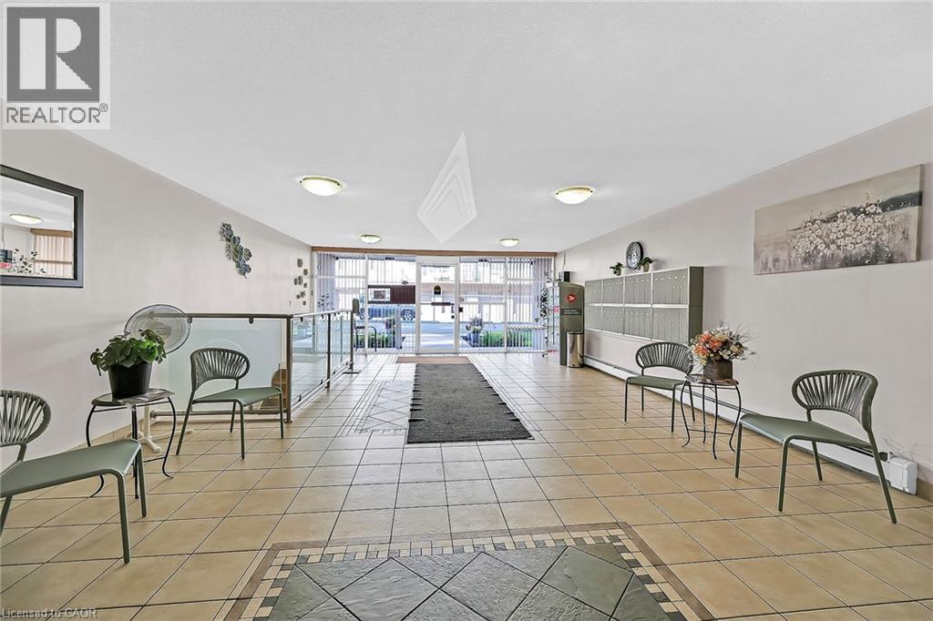 510 Queenston Road Unit# 404, Hamilton, Ontario  L8K 1J3 - Photo 5 - 40776905