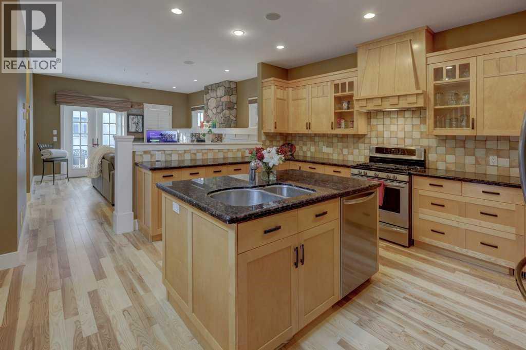 2511 18 Street Nw, Calgary, Alberta  T2M 3T7 - Photo 4 - A2276629