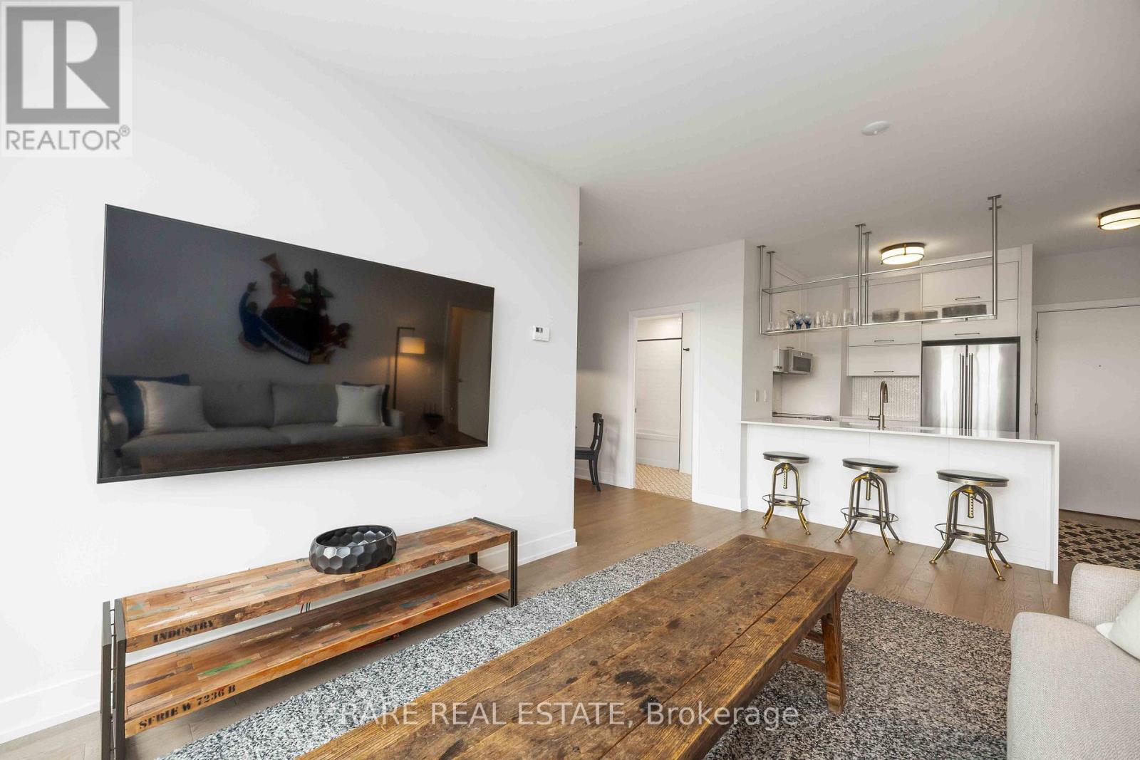 621 - 90 Stadium Road, Toronto, Ontario  M5V 3W5 - Photo 1 - C12685844