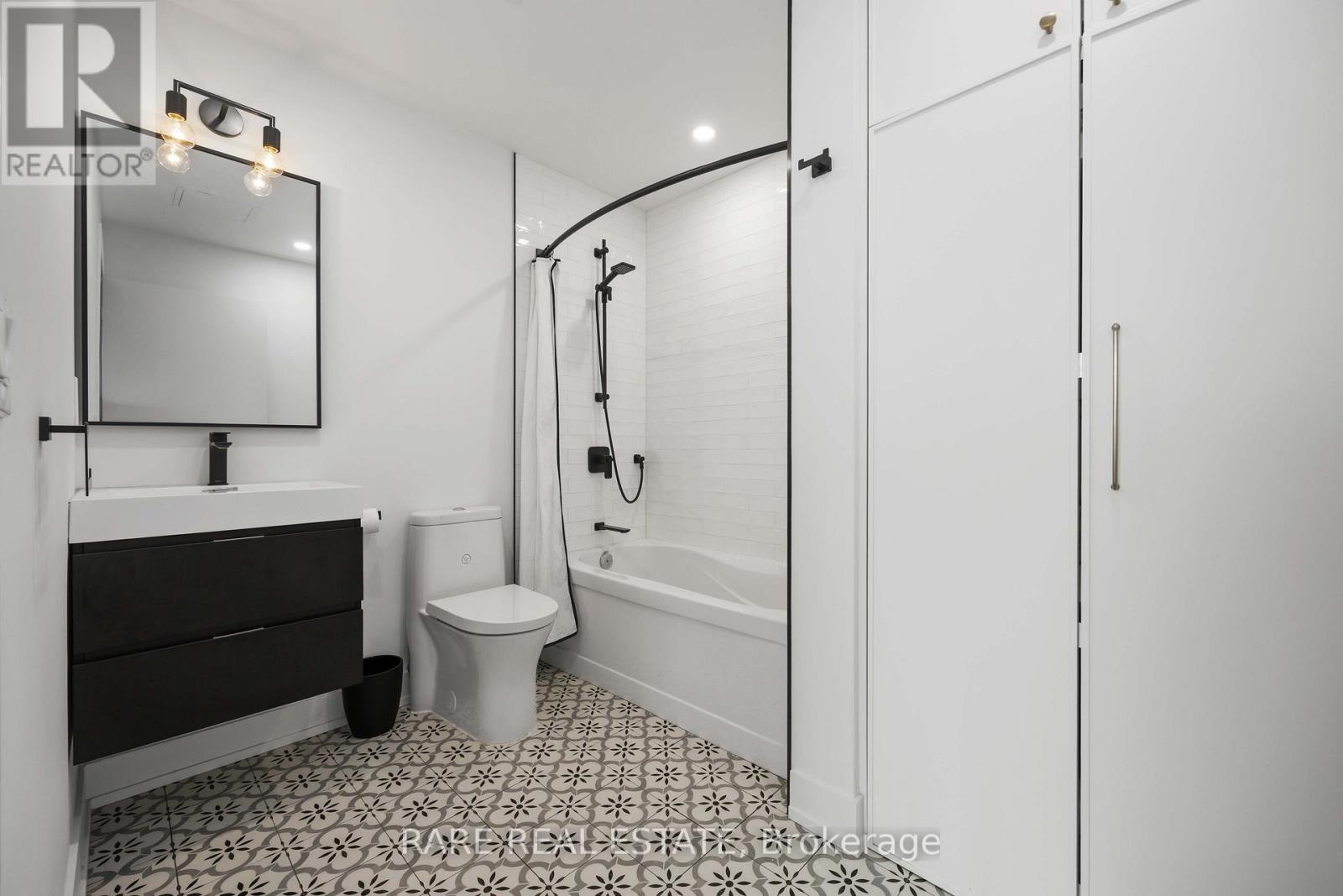 621 - 90 Stadium Road, Toronto, Ontario  M5V 3W5 - Photo 19 - C12685844