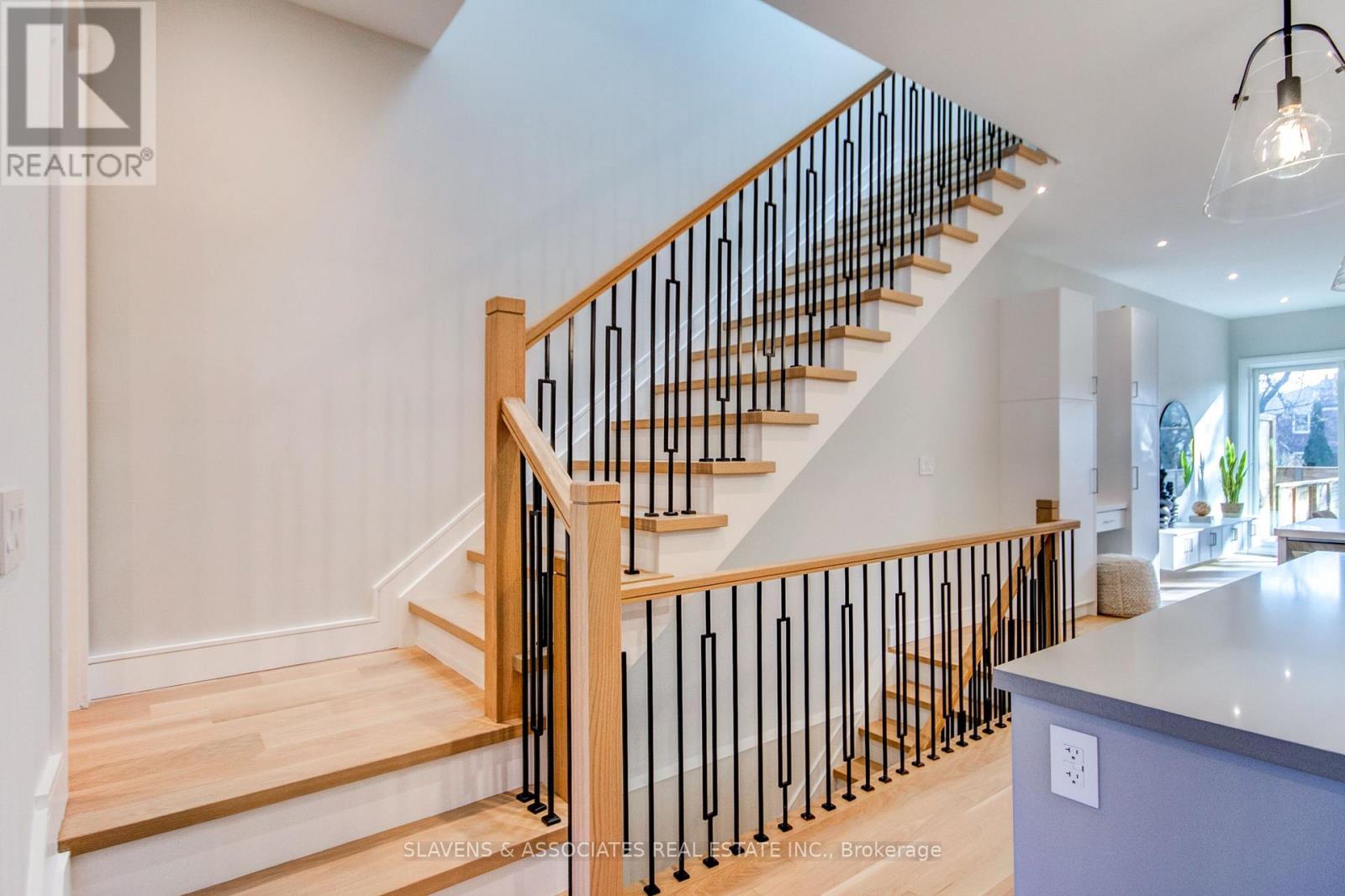 3c Linton Avenue, Toronto, Ontario  M1N 1W5 - Photo 19 - E12685830