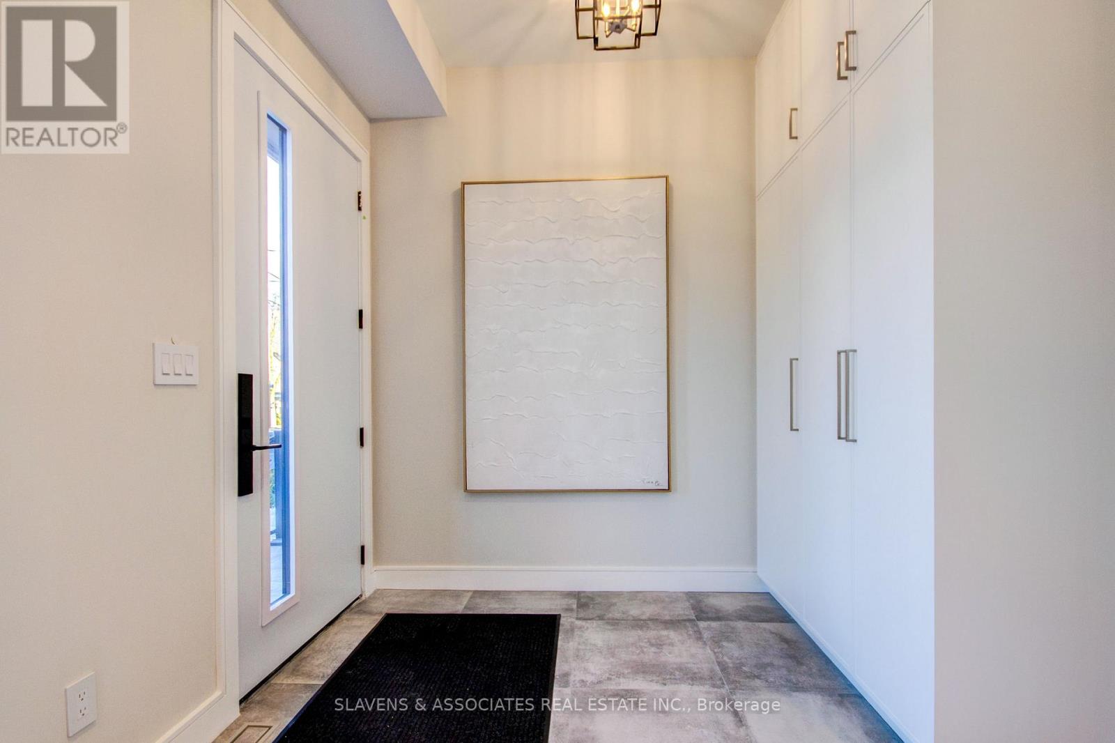 3c Linton Avenue, Toronto, Ontario  M1N 1W5 - Photo 2 - E12685830