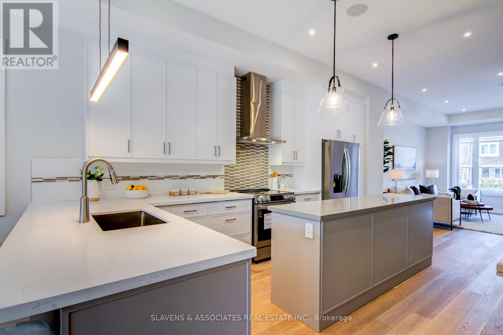 3c Linton Avenue, Toronto, Ontario  M1N 1W5 - Photo 8 - E12685830