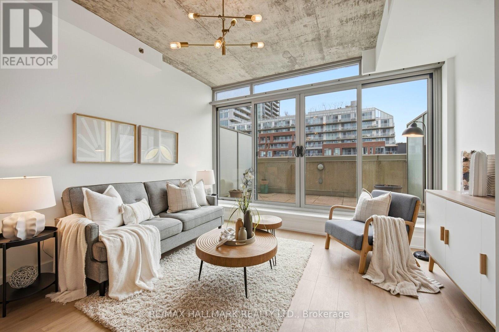 511 - 630 Queen Street E, Toronto, Ontario  M4M 1G3 - Photo 2 - E12685850