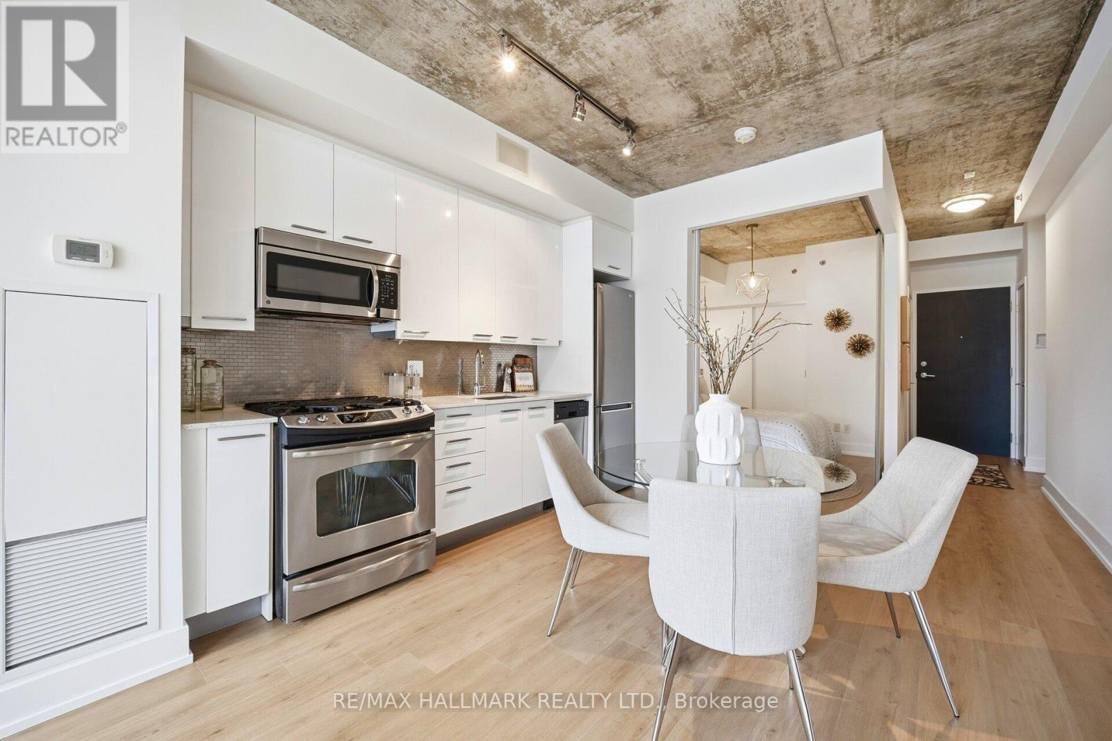 511 - 630 Queen Street E, Toronto, Ontario  M4M 1G3 - Photo 9 - E12685850