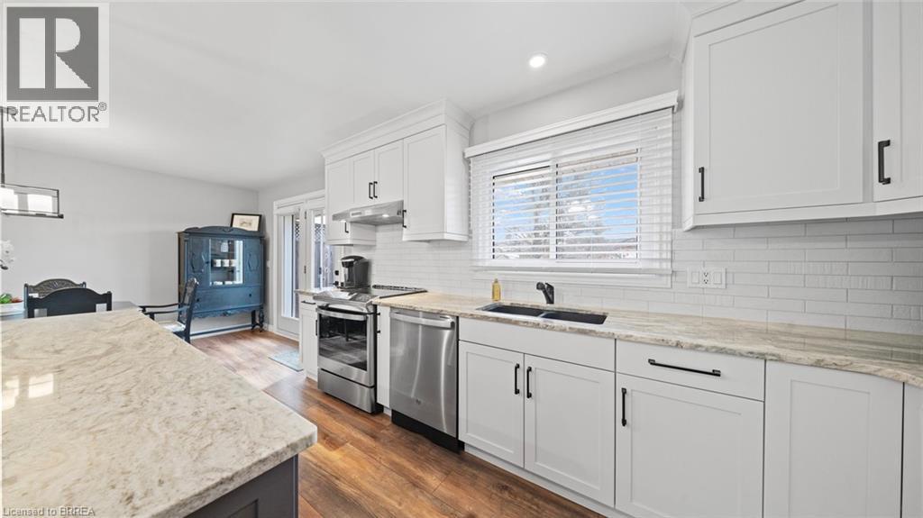 37 Collingdon Drive, Brantford, Ontario  N3S 3C9 - Photo 8 - 40790926