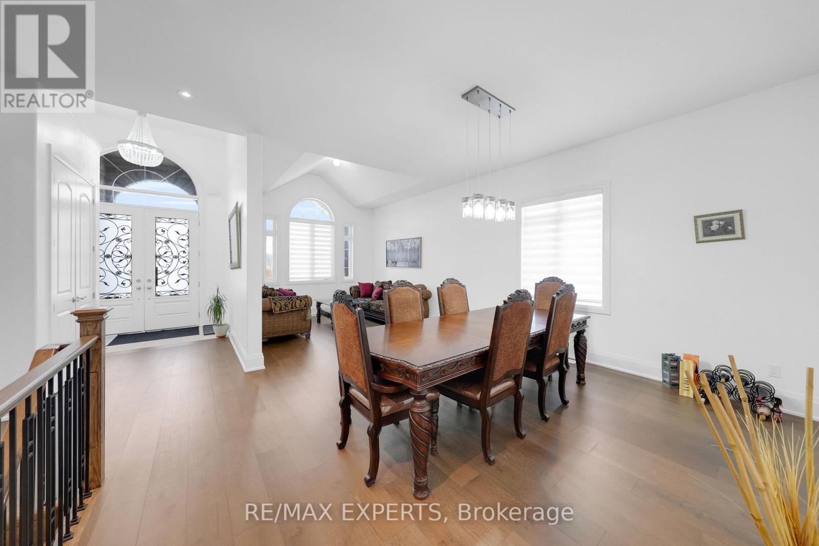 9 Wood Crescent, Essa, Ontario  L3W 0M5 - Photo 13 - N12685804