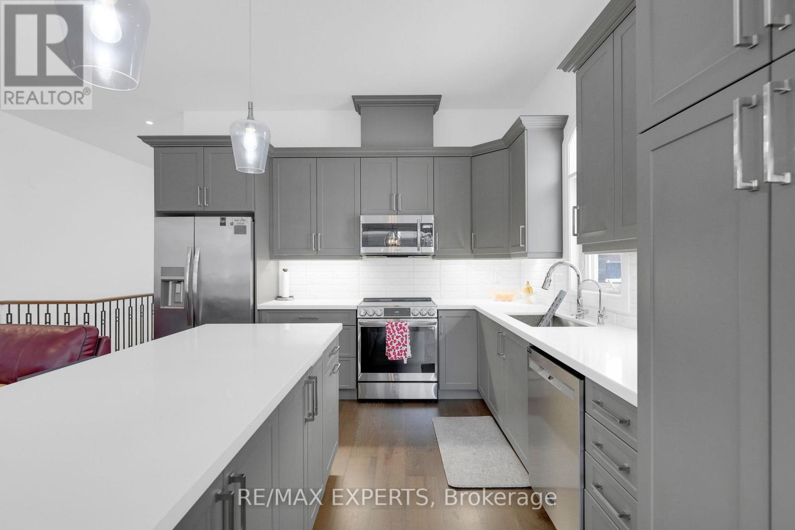 9 Wood Crescent, Essa, Ontario  L3W 0M5 - Photo 20 - N12685804