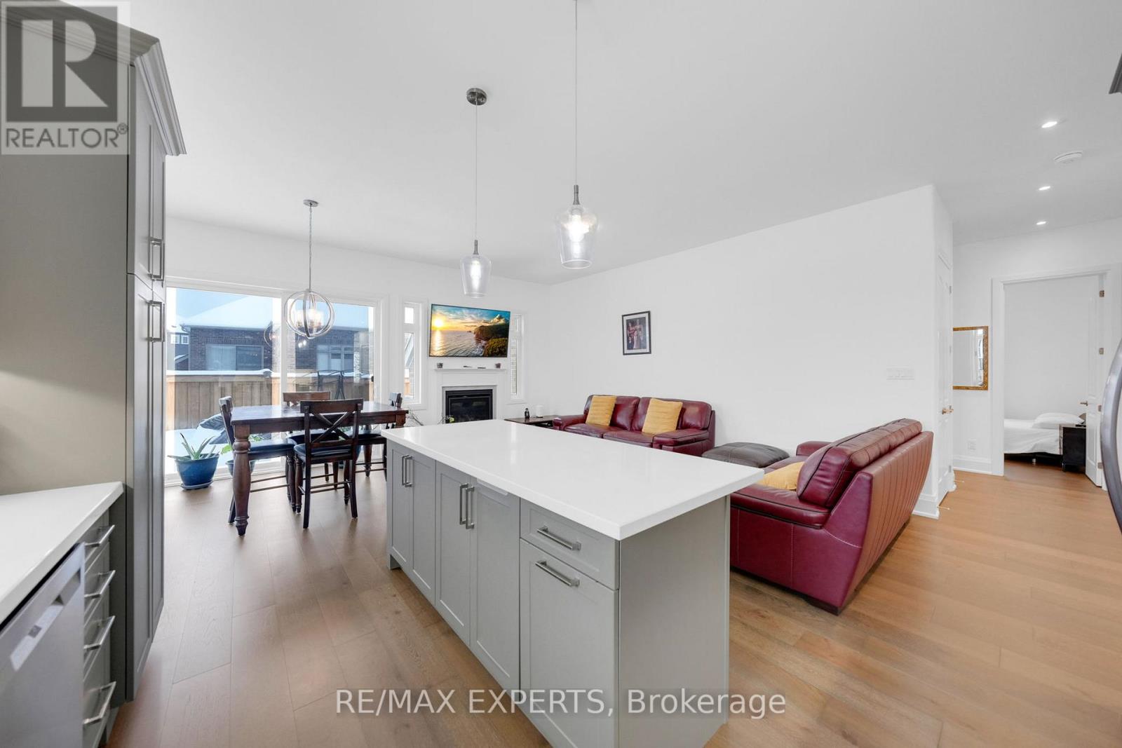 9 Wood Crescent, Essa, Ontario  L3W 0M5 - Photo 21 - N12685804