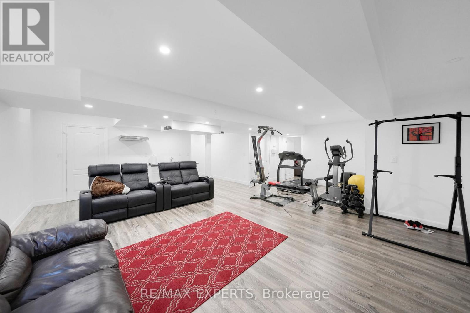 9 Wood Crescent, Essa, Ontario  L3W 0M5 - Photo 35 - N12685804