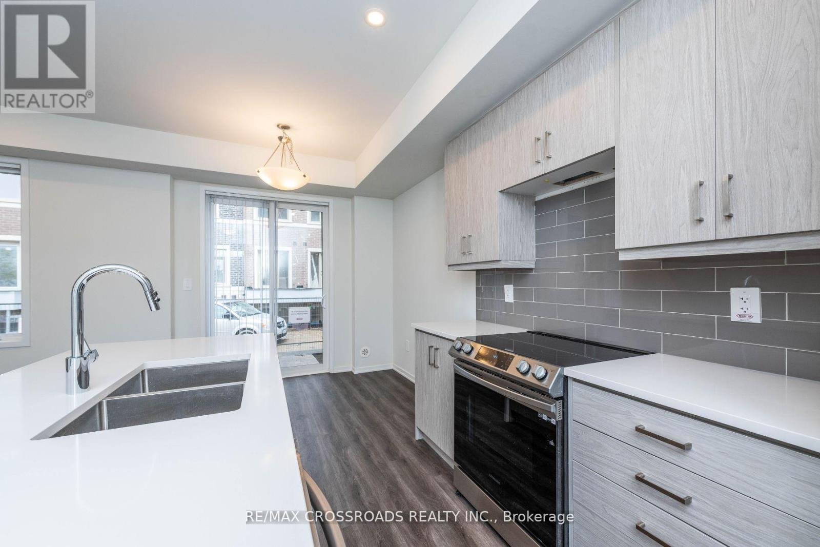 Th02 - 75 Mable Smith Way, Vaughan, Ontario  L4K 0N6 - Photo 7 - N12685926