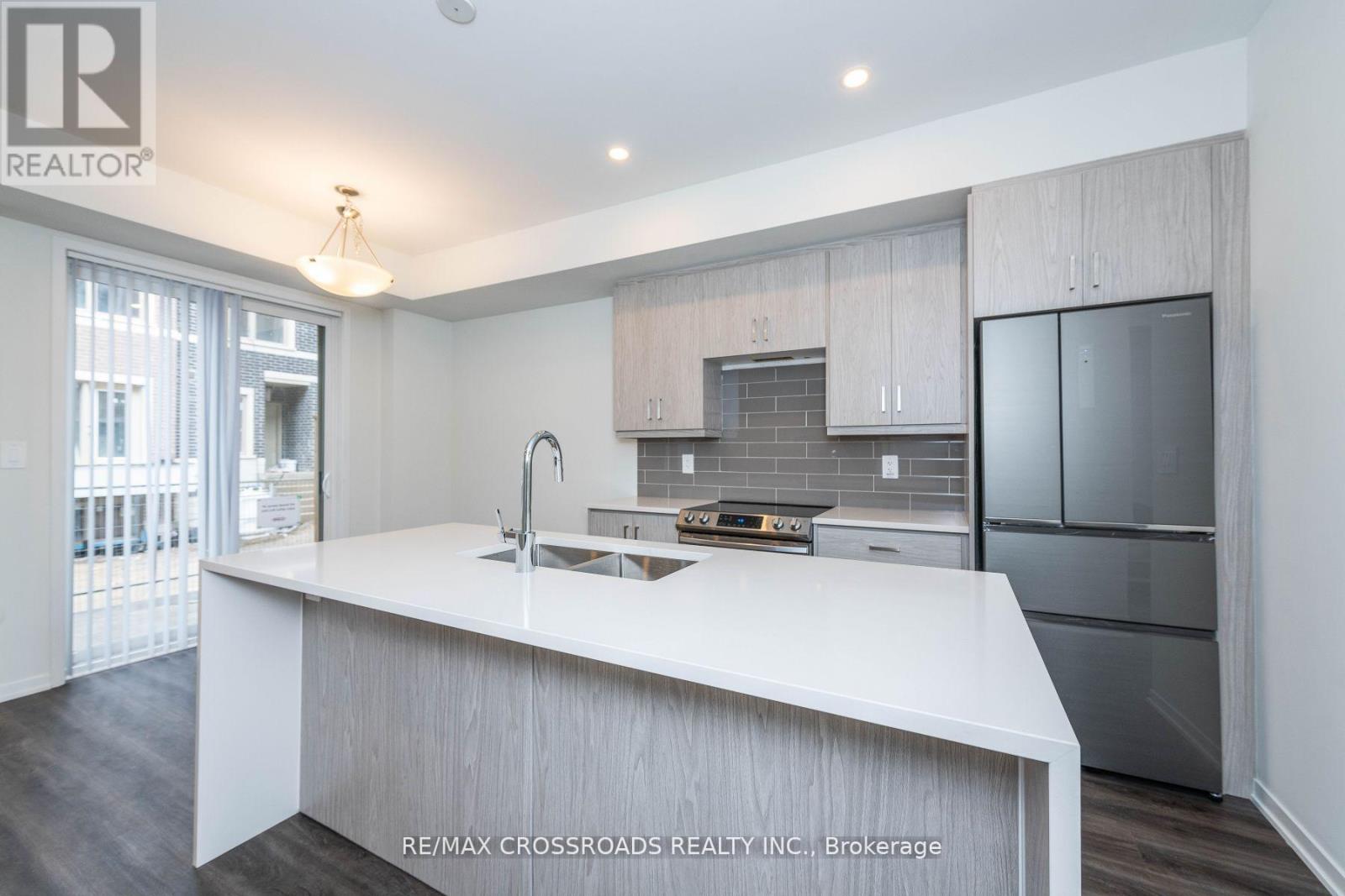 Th02 - 75 Mable Smith Way, Vaughan, Ontario  L4K 0N6 - Photo 8 - N12685926