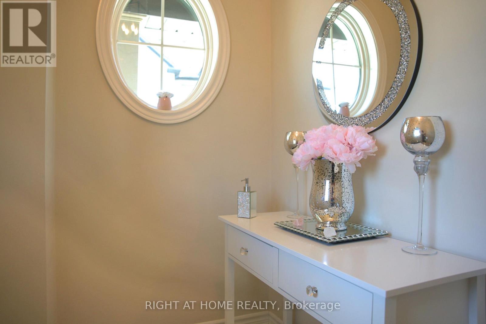 37 Cygnus Crescent, Barrie (Ardagh), Ontario  L4M 0K6 - Photo 9 - S12685782