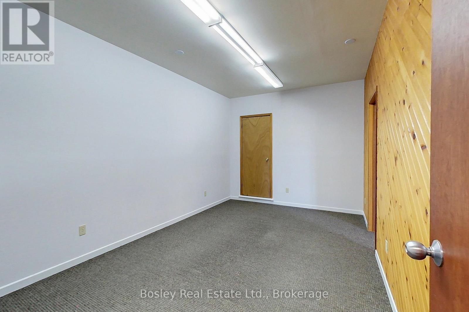 201n - 864 Hurontario Street, Collingwood, Ontario  L9Y 0G7 - Photo 4 - S12686198