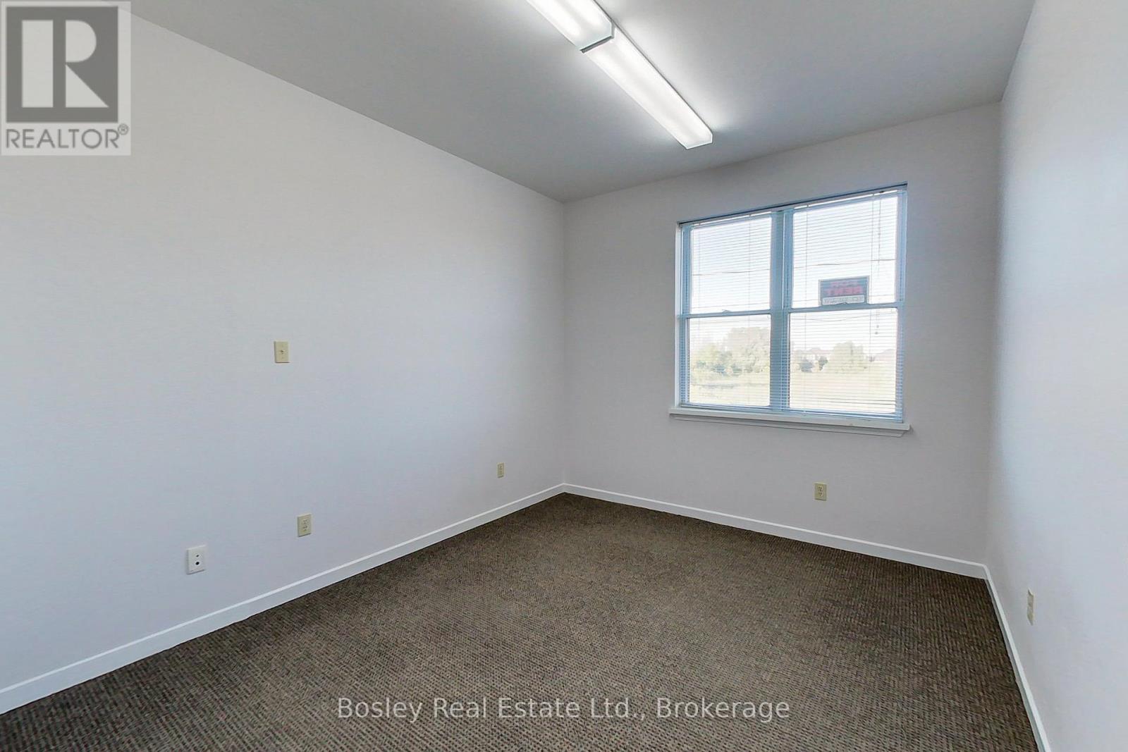 201n - 864 Hurontario Street, Collingwood, Ontario  L9Y 0G7 - Photo 5 - S12686198