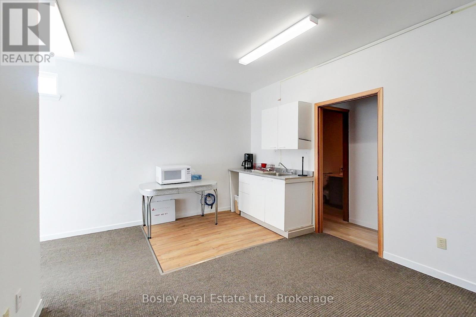 201s - 864 Hurontario Street, Collingwood, Ontario  L9Y 0G7 - Photo 6 - S12686226