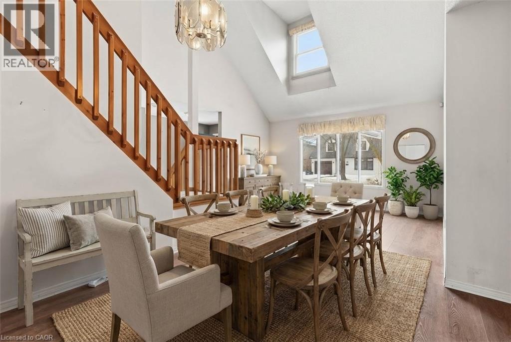 95 Scenic Wood Crescent, Kitchener, Ontario  N2A 3N2 - Photo 4 - 40797627