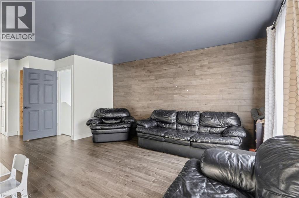 5 Equestrian Court, Brantford, Ontario  N3P 1H1 - Photo 5 - 40797564