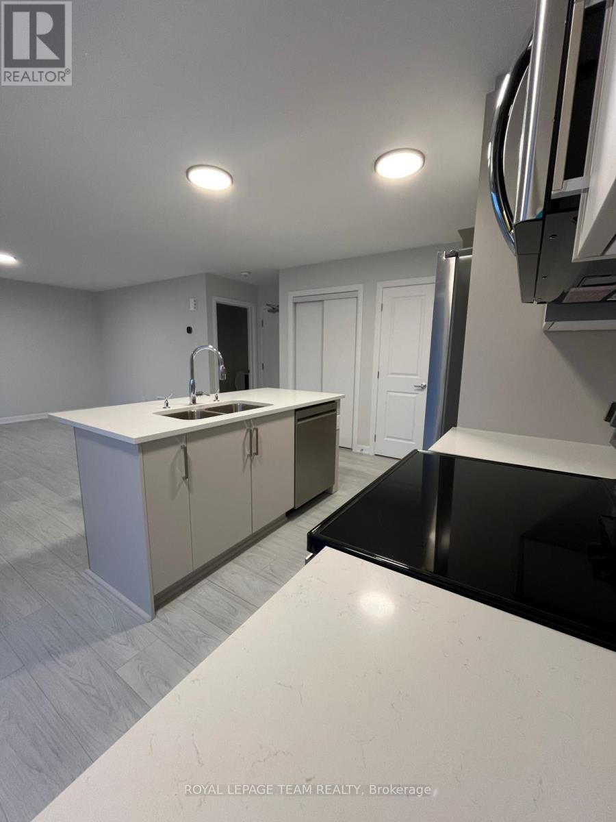 6 - 301 Glenroy Gilbert Drive, Ottawa, Ontario  K2J 7N6 - Photo 10 - X12668070