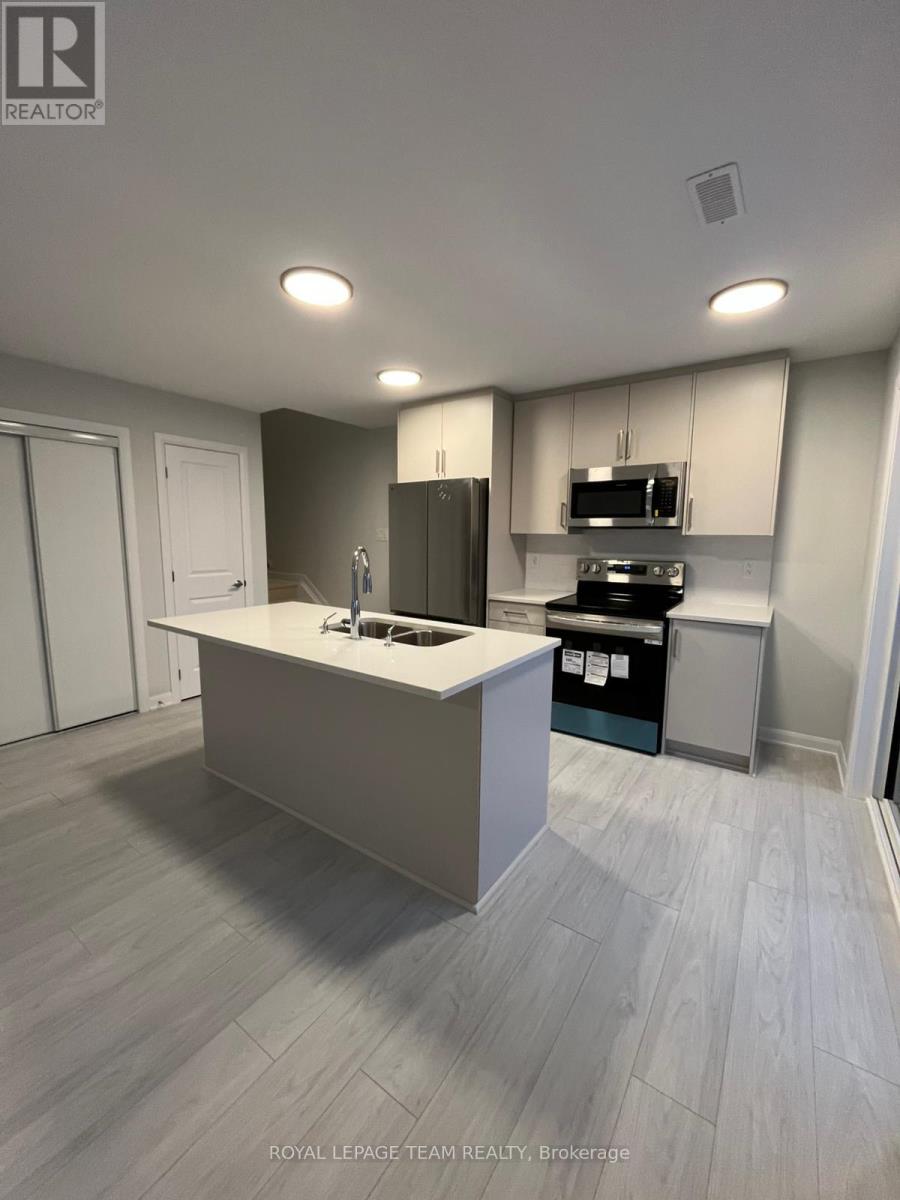 6 - 301 Glenroy Gilbert Drive, Ottawa, Ontario  K2J 7N6 - Photo 12 - X12668070