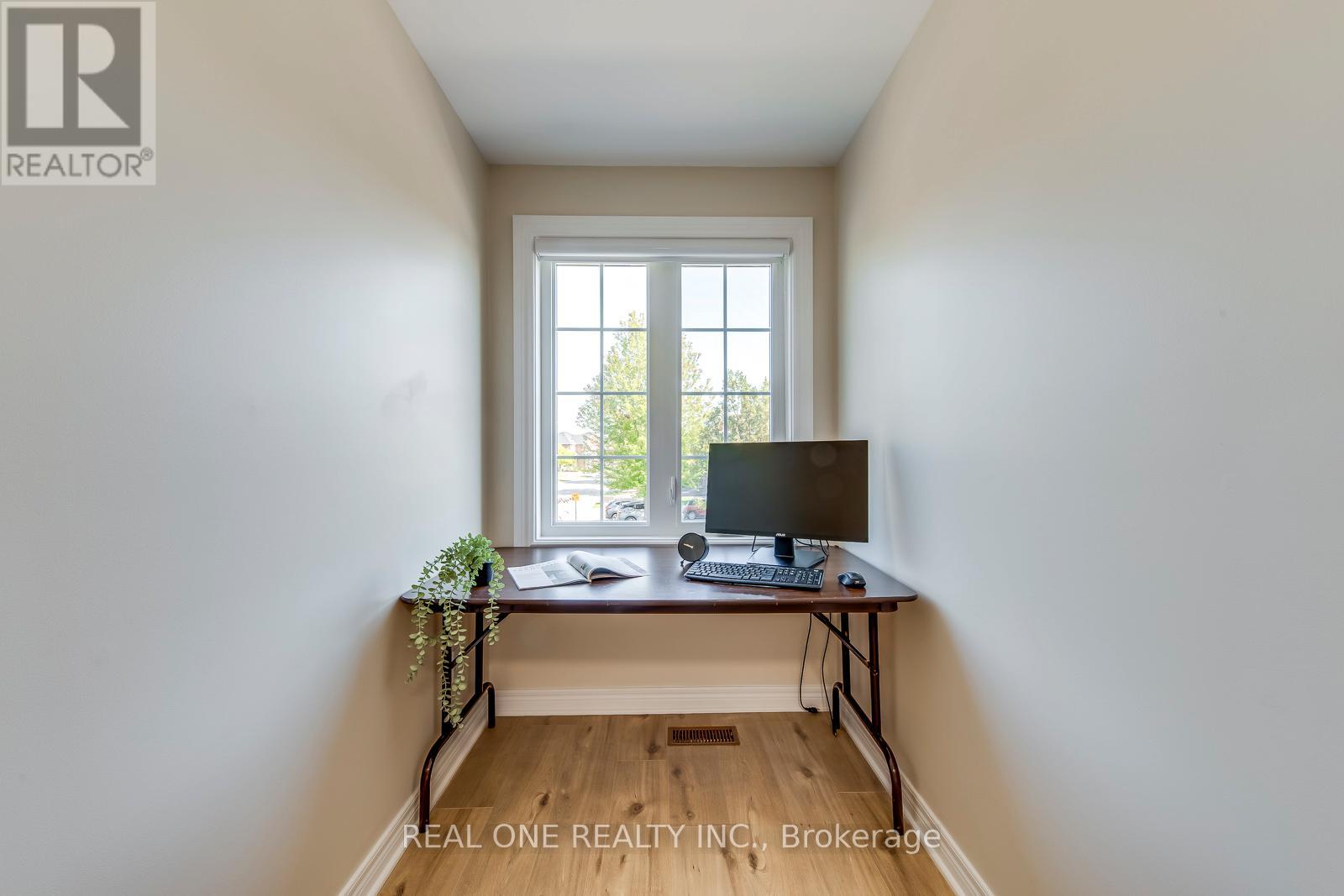 2296 Parkglen Avenue, Oakville, Ontario  L6M 4R3 - Photo 28 - W12685820