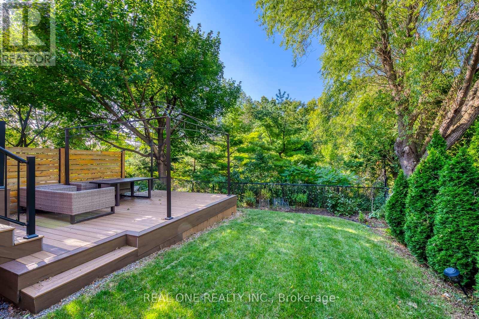 2296 Parkglen Avenue, Oakville, Ontario  L6M 4R3 - Photo 42 - W12685820