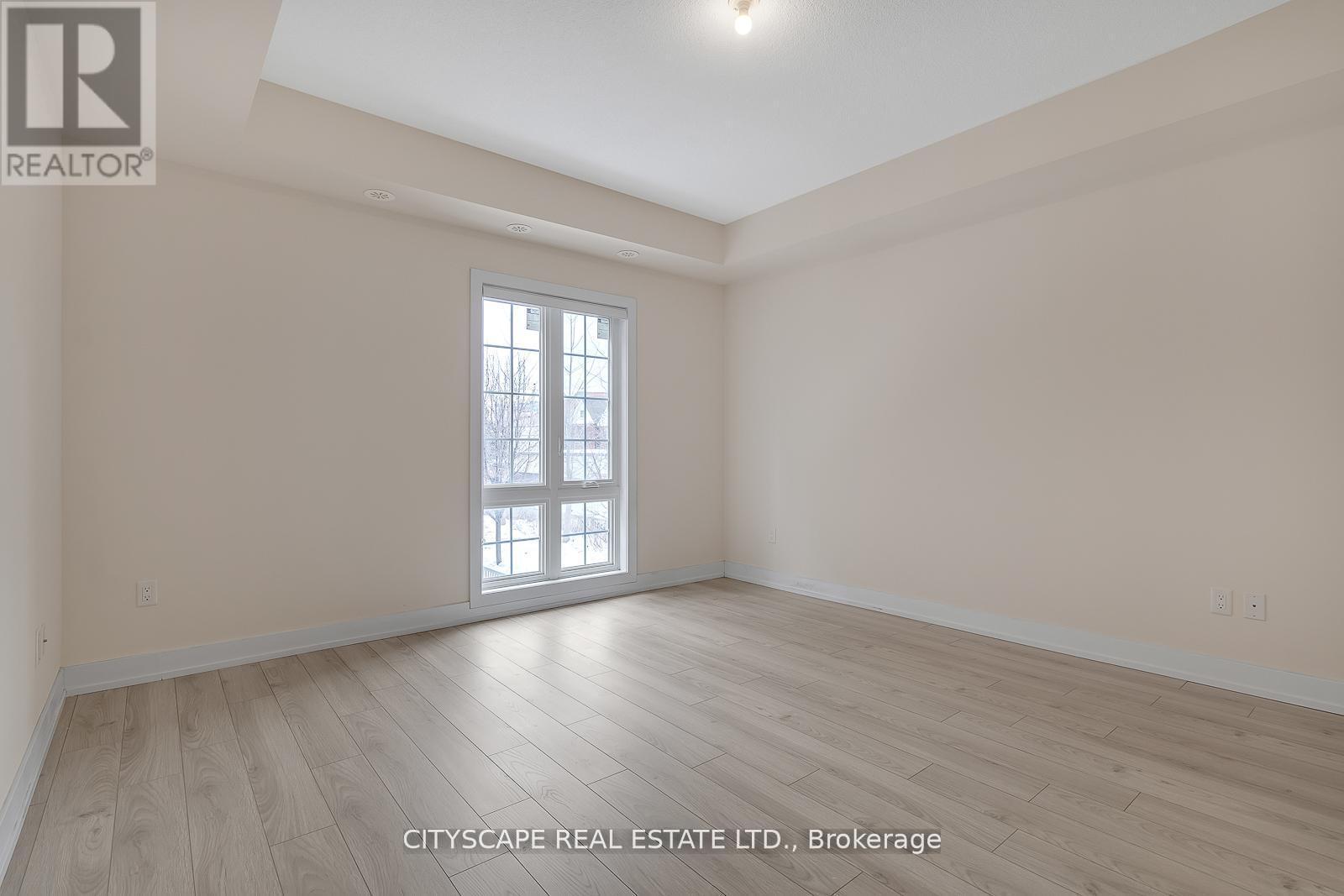 44 - 3 Elsie Lane, Toronto, Ontario  M6P 0B8 - Photo 6 - W12685824