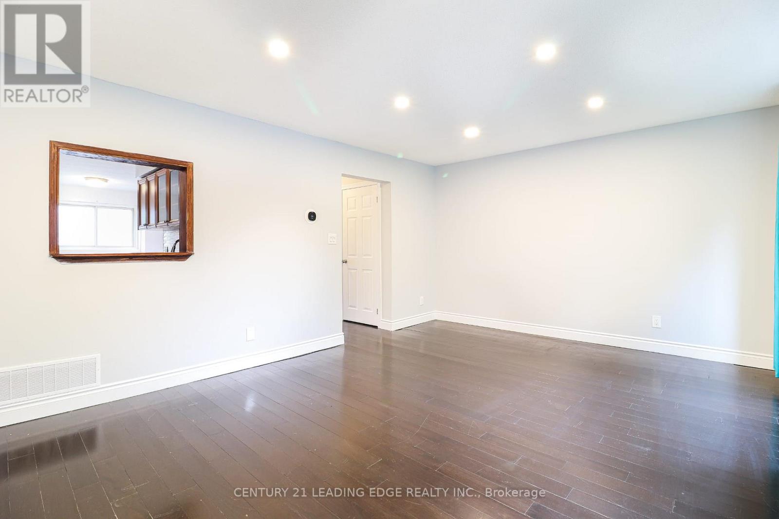 2 - 2 Carleton Place, Brampton, Ontario  L6T 3Z4 - Photo 8 - W12685854