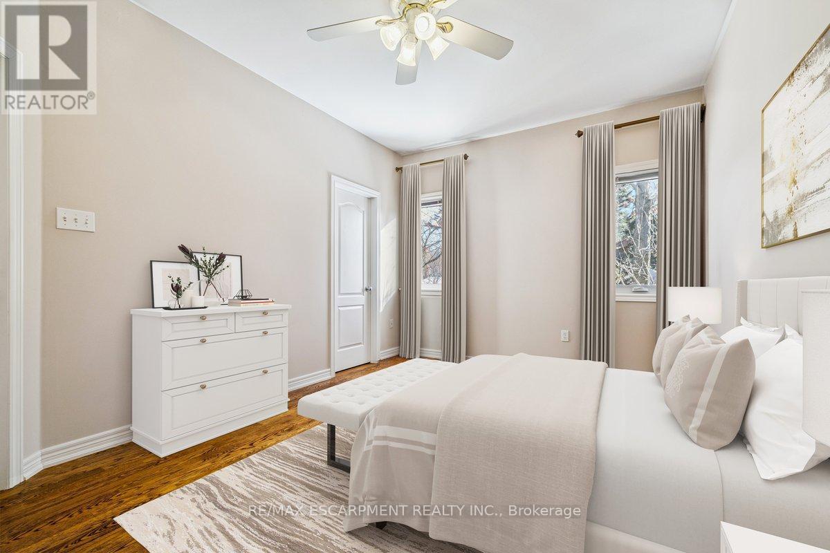 2428 Salcome Drive, Oakville, Ontario  L6H 7N5 - Photo 15 - W12685872