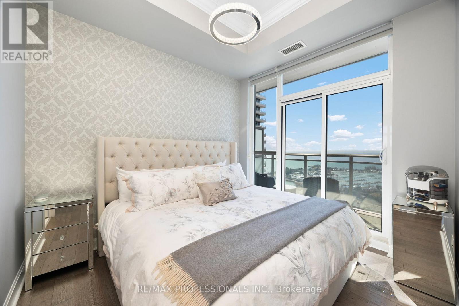 Lph3501 - 33 Shore Breeze Drive, Toronto, Ontario  M8V 0G1 - Photo 13 - W12685892