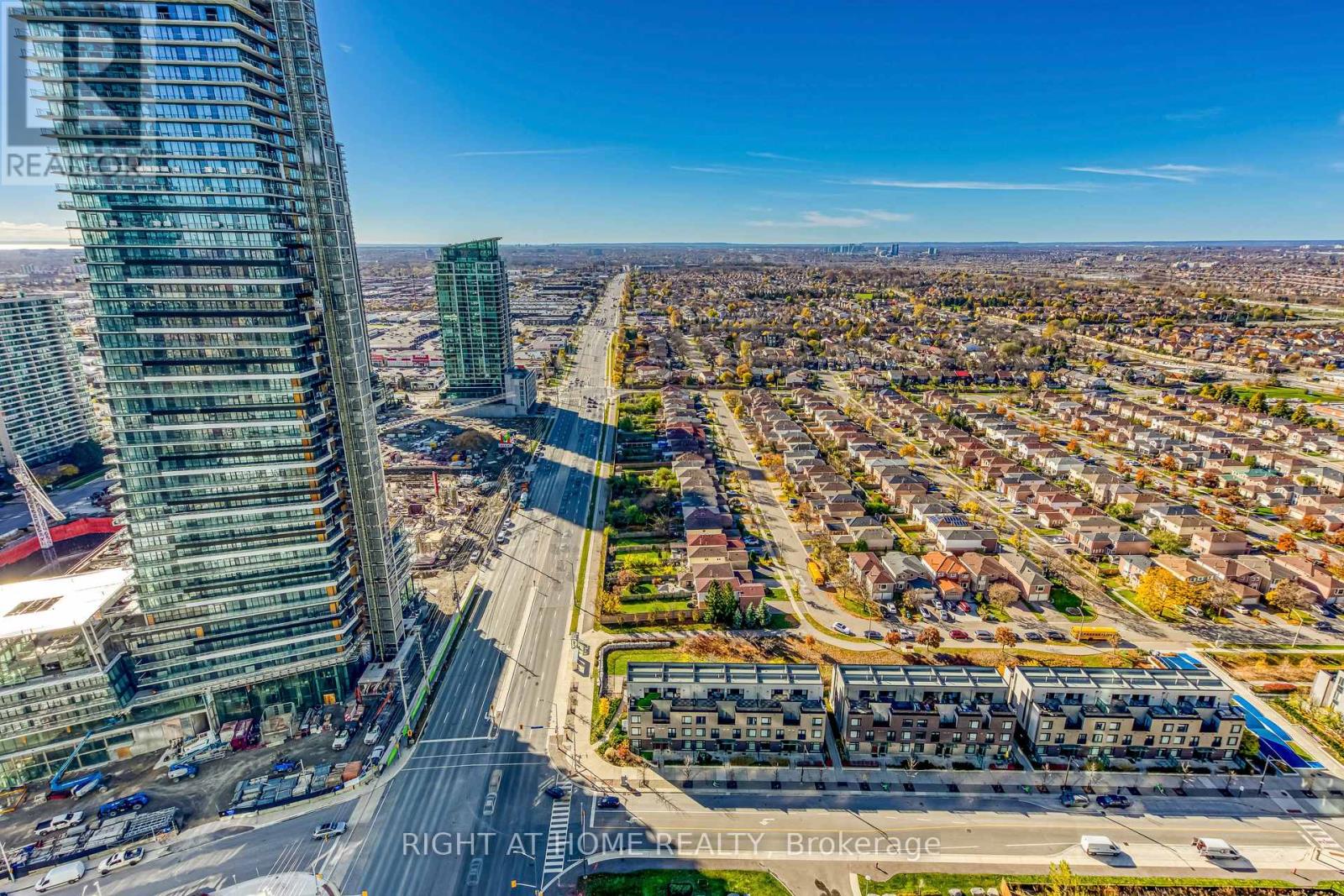 3210 - 4011 Brickstone Mews, Mississauga, Ontario  L5B 0J7 - Photo 16 - W12685894