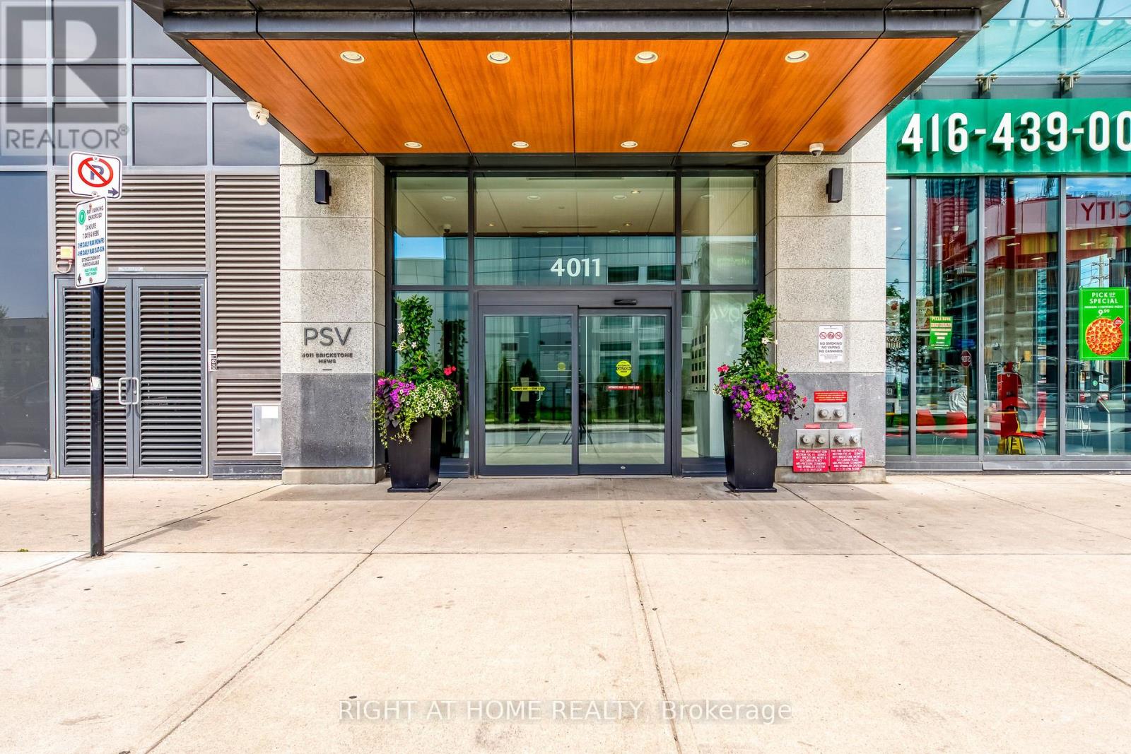 3210 - 4011 Brickstone Mews, Mississauga, Ontario  L5B 0J7 - Photo 4 - W12685894