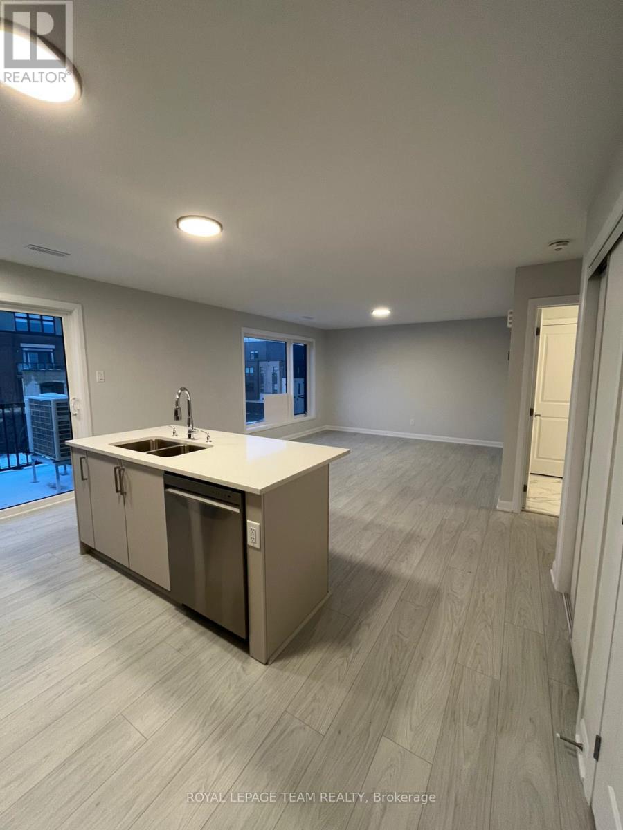 6 - 301 Glenroy Gilbert Drive, Ottawa, Ontario  K2J 7N6 - Photo 8 - X12668070