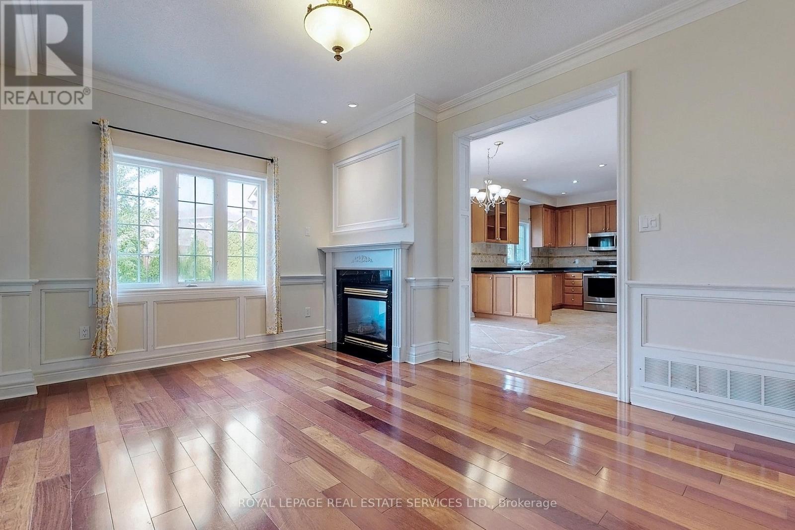 3074 Shannon Crescent, Oakville, Ontario  L6L 6B4 - Photo 20 - W12685900