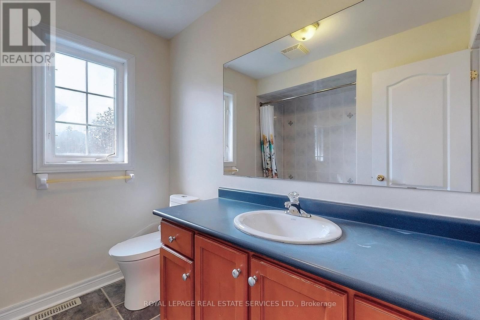 3074 Shannon Crescent, Oakville, Ontario  L6L 6B4 - Photo 25 - W12685900