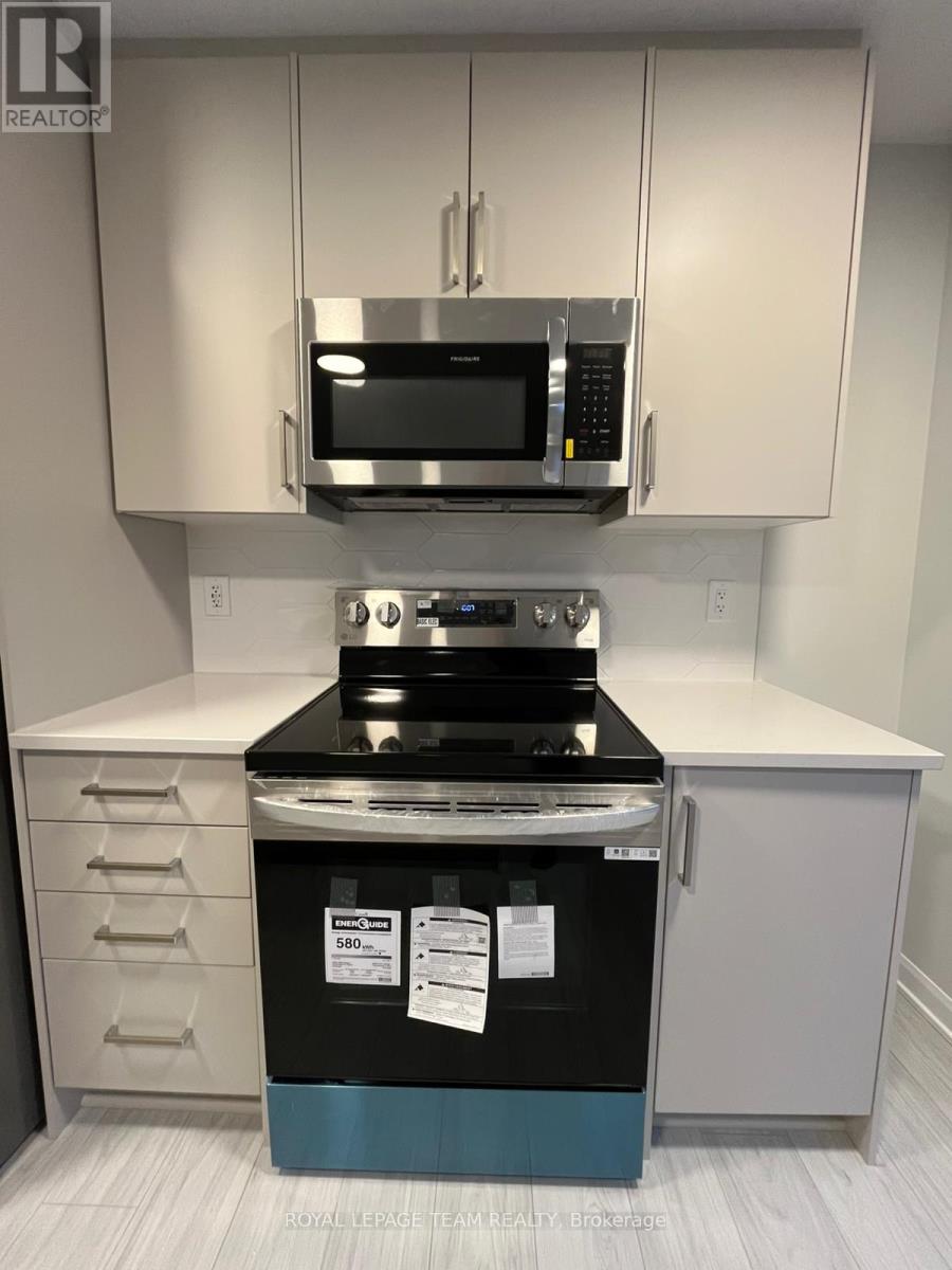 6 - 301 Glenroy Gilbert Drive, Ottawa, Ontario  K2J 7N6 - Photo 9 - X12668070