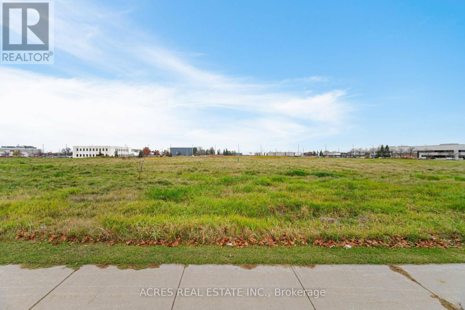 70 Superior Boulevard, Mississauga, Ontario  L5T 2X9 - Photo 7 - W12685908