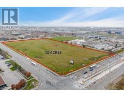 70 SUPERIOR BOULEVARD, Mississauga, Ontario