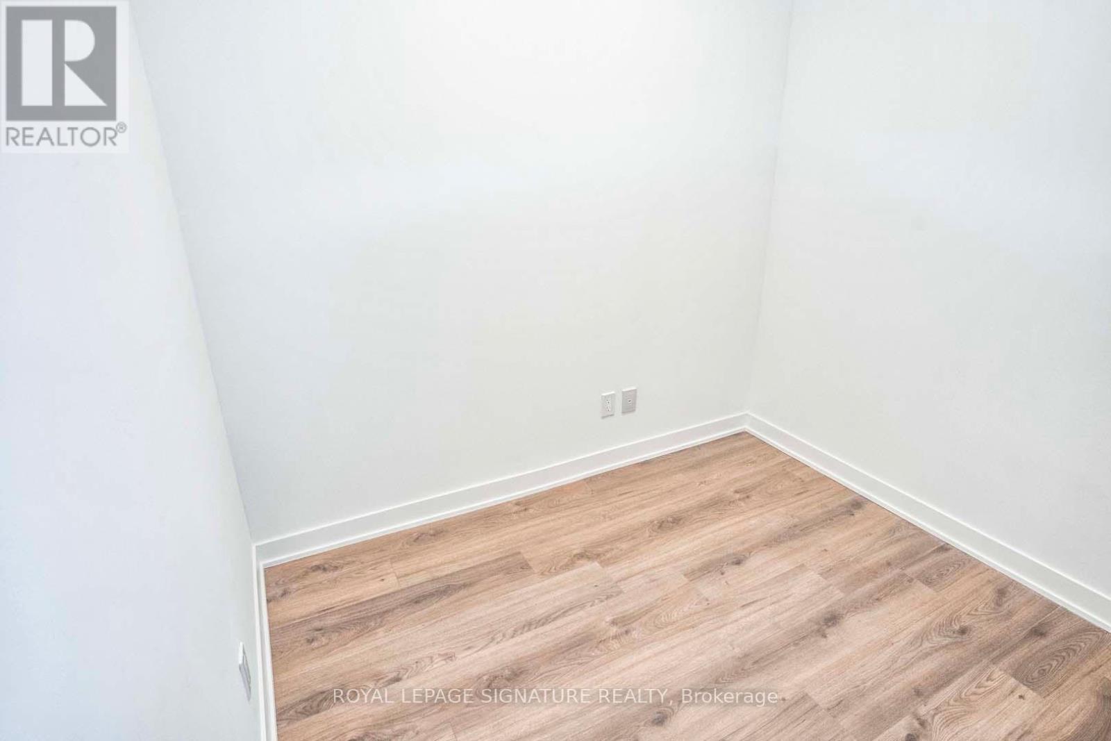 206 - 405 Dundas Street W, Oakville, Ontario  L6M 5P9 - Photo 20 - W12685918