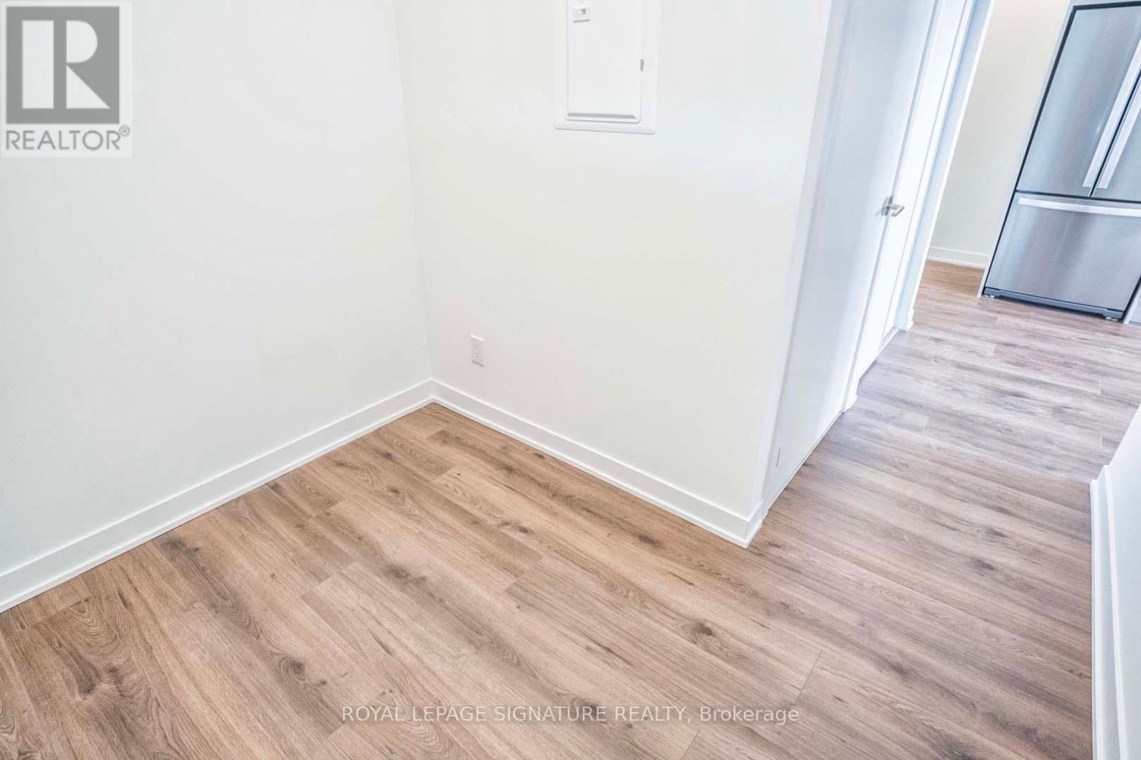 206 - 405 Dundas Street W, Oakville, Ontario  L6M 5P9 - Photo 21 - W12685918